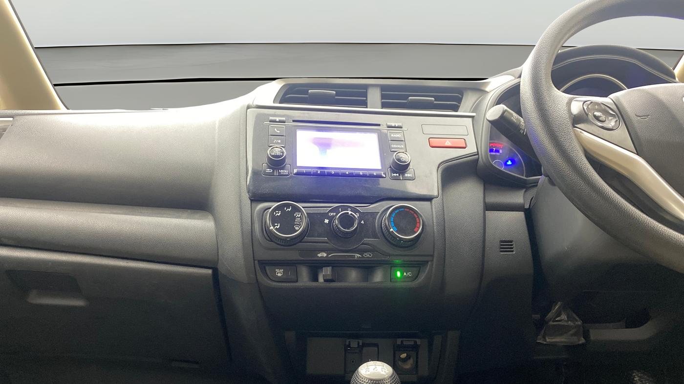 2015 Honda Jazz 1.2L I-VTEC SV, Petrol, Manual, 68,583 km, Air Conditioner