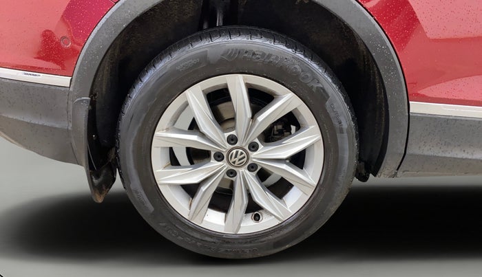 2020 Volkswagen TIGUAN ALL SPACE 2.0 TSI, Petrol, Automatic, 36,059 km, Right Rear Wheel