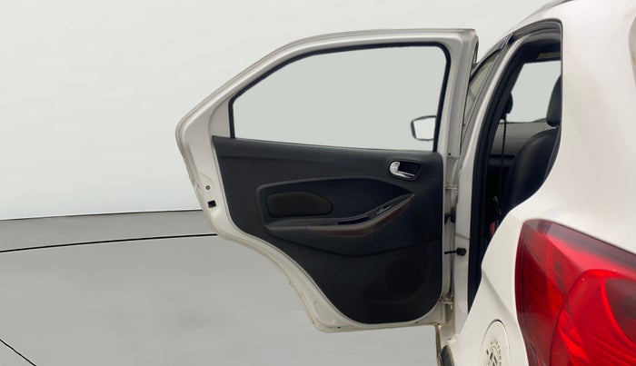 2018 Ford FREESTYLE TITANIUM 1.5 DIESEL, Diesel, Manual, 89,710 km, LHS Rear Door