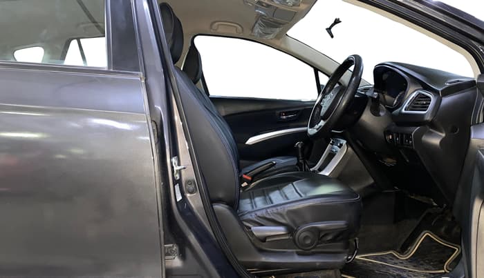 2022 Maruti S Cross ZETA 1.5, Petrol, Manual, 60,692 km, Right Side Front Door Cabin