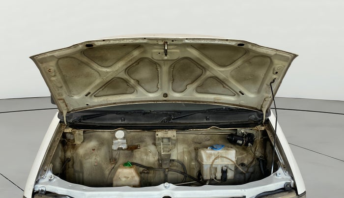 2015 Maruti Eeco 7 STR, Petrol, Manual, 49,642 km, Open Bonet