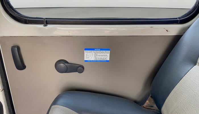 2016 Maruti Eeco 5 STR WITH A/C+HTR, CNG, Manual, 1,27,267 km, RHS Rear Door