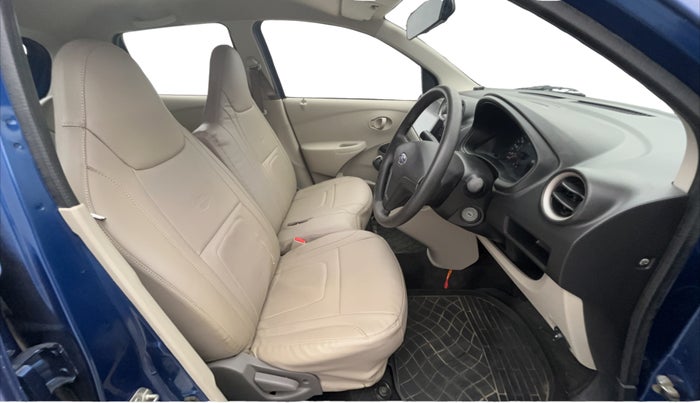 2017 Datsun Go T, Petrol, Manual, 42,089 km, Right Side Front Door Cabin