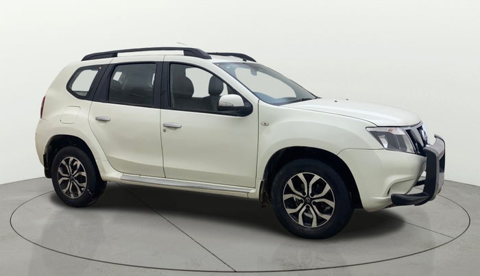 2014 Nissan Terrano XL D PLUS, Diesel, Manual, 1,47,366 km, Right Front Diagonal