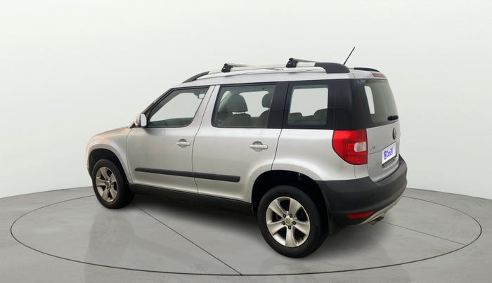 2013 Skoda Yeti AMBITION 2.0 TDI CR 4X2, Diesel, Manual, 71,866 km, Left Back Diagonal