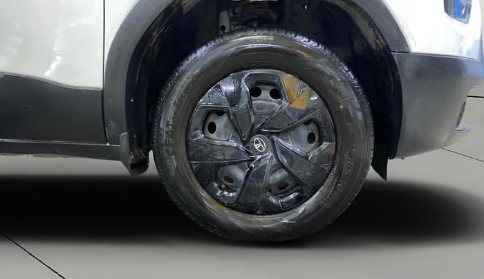 2024 Tata PUNCH ADVENTURE RHYTHM PACK MT, Petrol, Manual, 19,290 km, Right Front Wheel