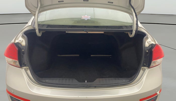 2015 Maruti Ciaz ZDI+ SHVS, Diesel, Manual, 71,978 km, Boot Open Zoomed View