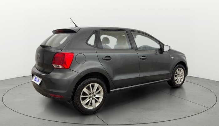 2015 Volkswagen Polo COMFORTLINE 1.2L, Petrol, Manual, 1,10,848 km, Right Back Diagonal