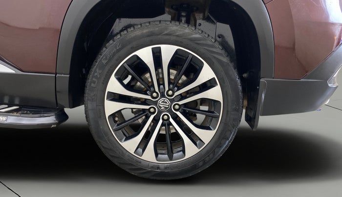 2021 MG HECTOR SHARP 2.0 DIESEL, Diesel, Manual, 1,19,582 km, Left Rear Wheel