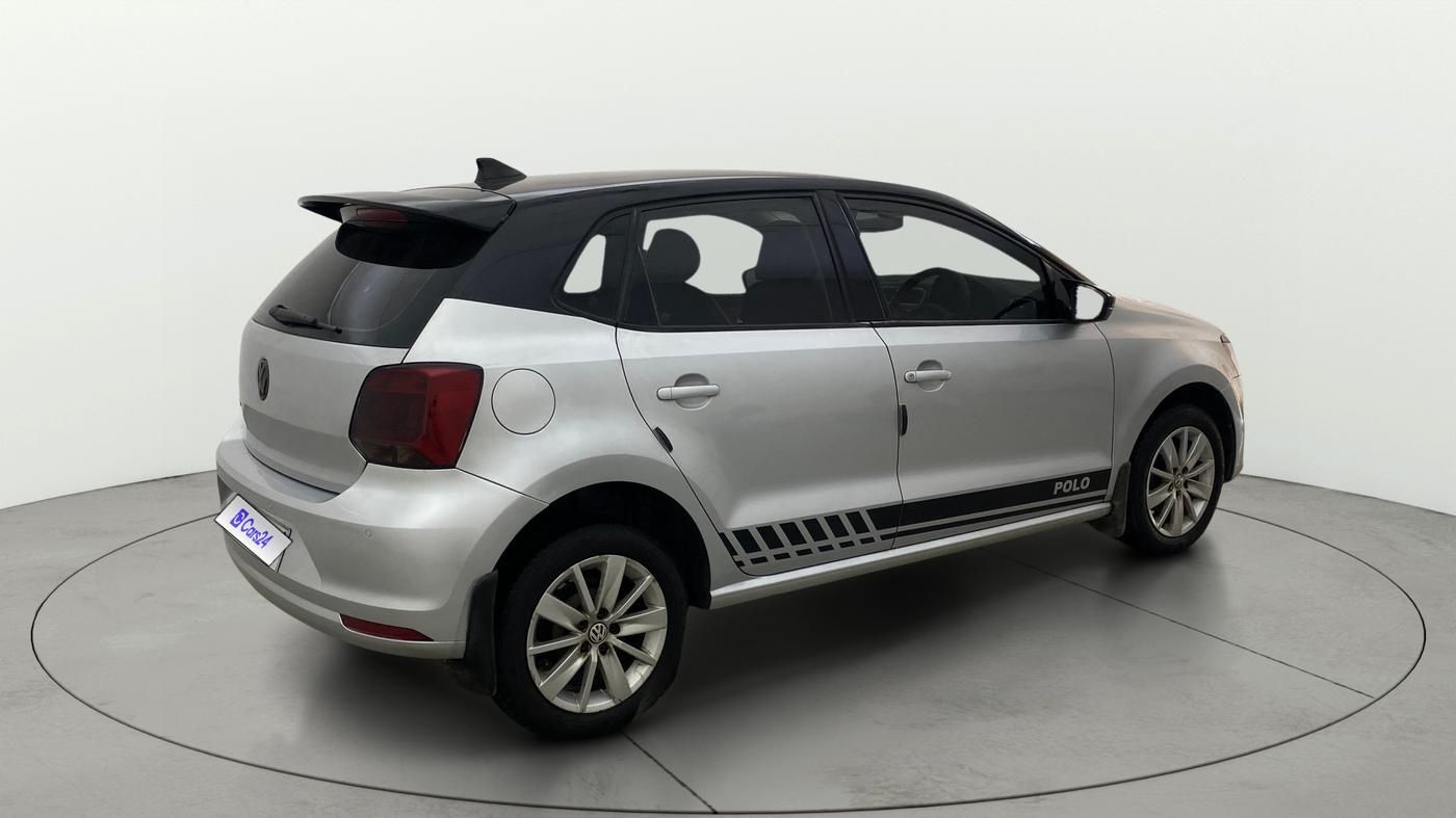 2016 Volkswagen Polo HIGHLINE1.2L, Petrol, Manual, 74,301 km, Right Back Diagonal
