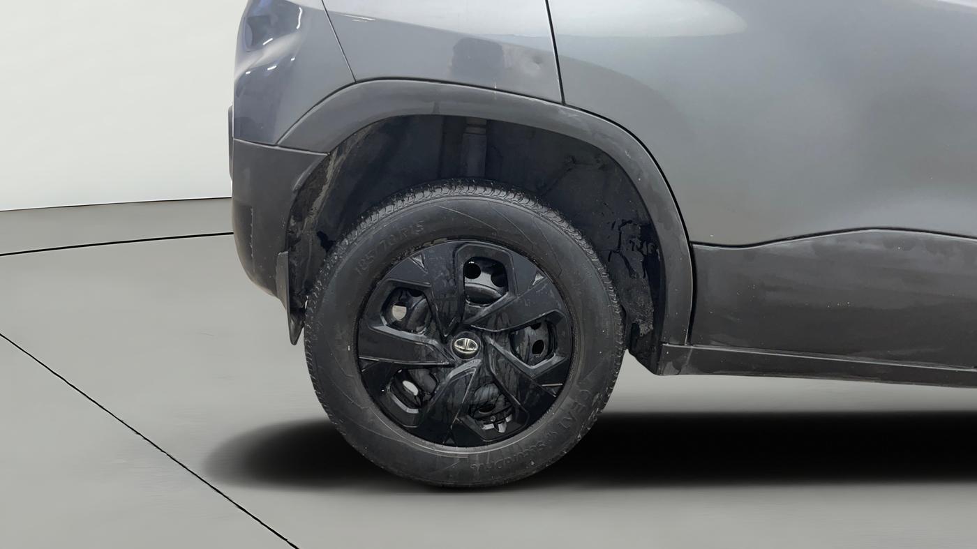 2022 Tata PUNCH ADVENTURE AMT, Petrol, Automatic, 45,218 km, Right Rear Wheel