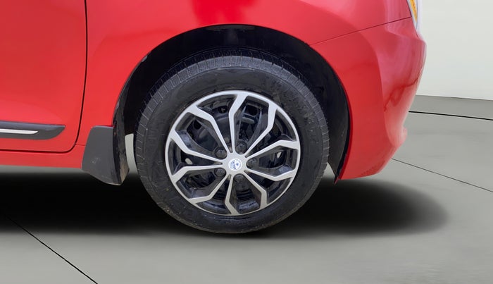 2016 Maruti Baleno DELTA PETROL 1.2, Petrol, Manual, 77,090 km, Right Front Wheel