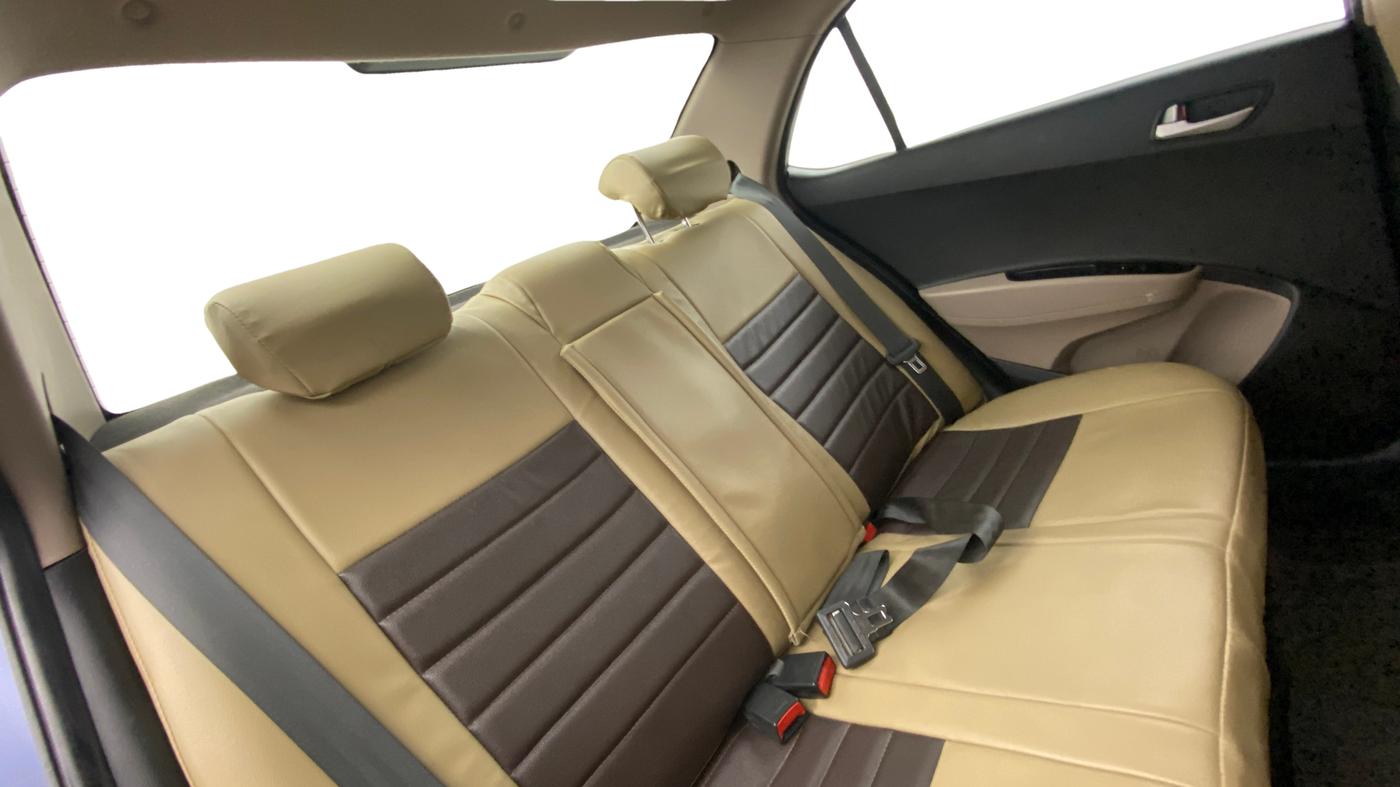 2015 Hyundai Xcent SX AT 1.2 (O), Petrol, Automatic, 50,093 km, Right Side Rear Door Cabin