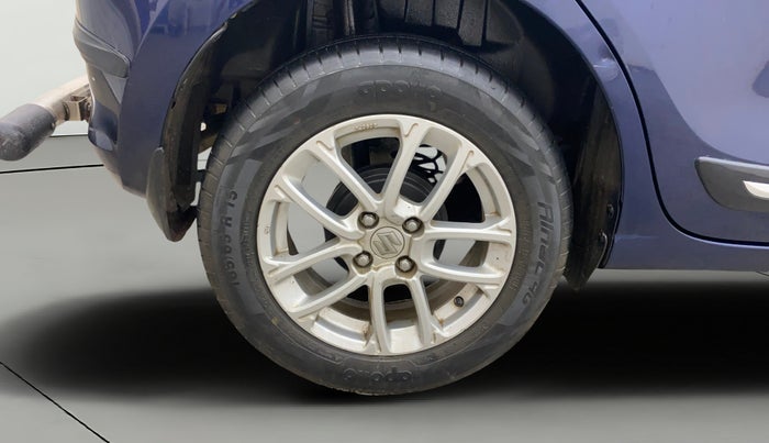 2020 Maruti Swift ZXI AMT, Petrol, Automatic, 39,057 km, Right Rear Wheel