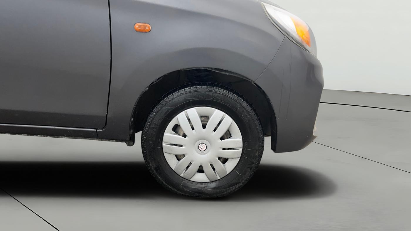 2022 Maruti Alto LXI OPT CNG, CNG, Manual, 90,962 km, Right Front Wheel