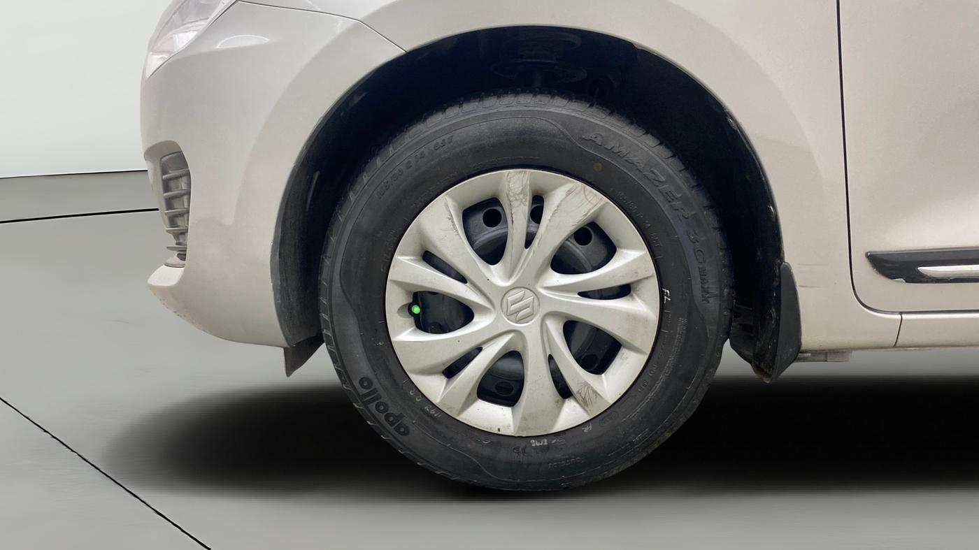 2018 Maruti Swift VXI, Petrol, Manual, 46,345 km, Left Front Wheel