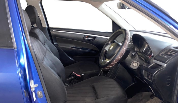 2013 Maruti Swift VDI, Diesel, Manual, 1,20,370 km, Right Side Front Door Cabin