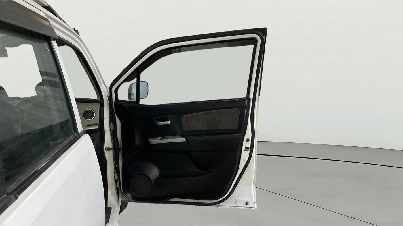 2015 Maruti Wagon R 1.0 LXI CNG, CNG, Manual, 1,22,030 km, RHS Front Door