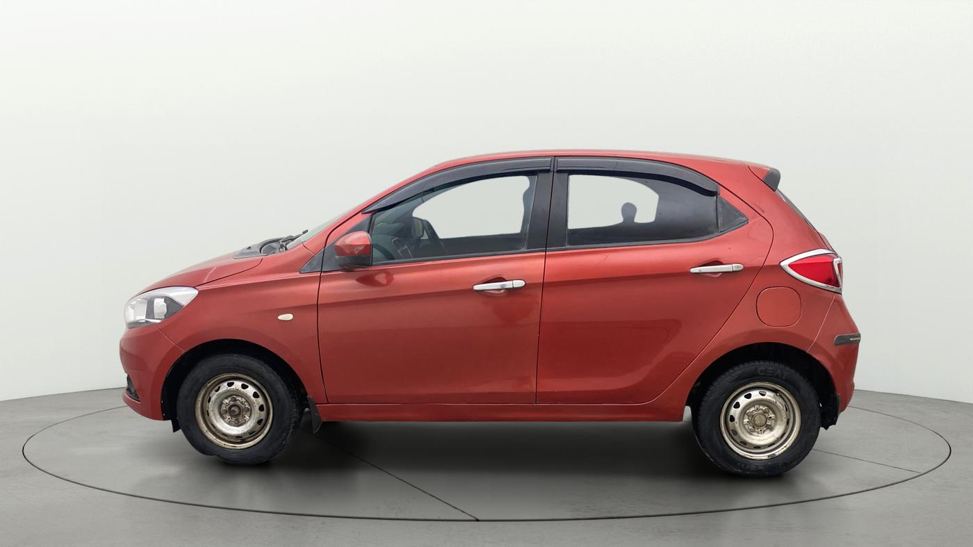 2016 Tata Tiago XM DIESEL, Diesel, Manual, 64,417 km, Left Side