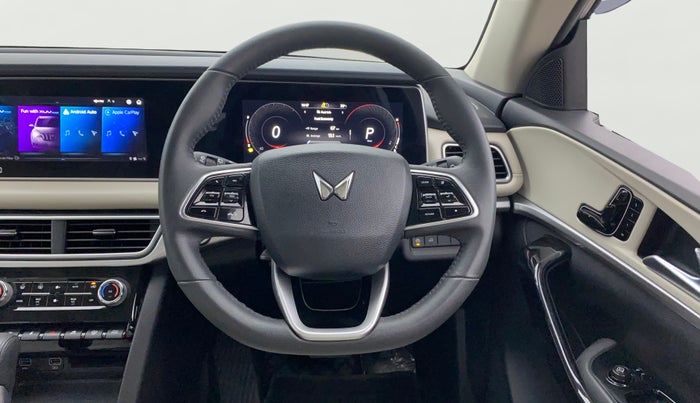 2023 Mahindra XUV700 AX 7 D AT 7 STR, Diesel, Automatic, 16,368 km, Steering Wheel Close Up