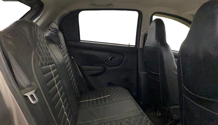 2021 Datsun Go A, Petrol, Manual, 33,043 km, Right Side Rear Door Cabin