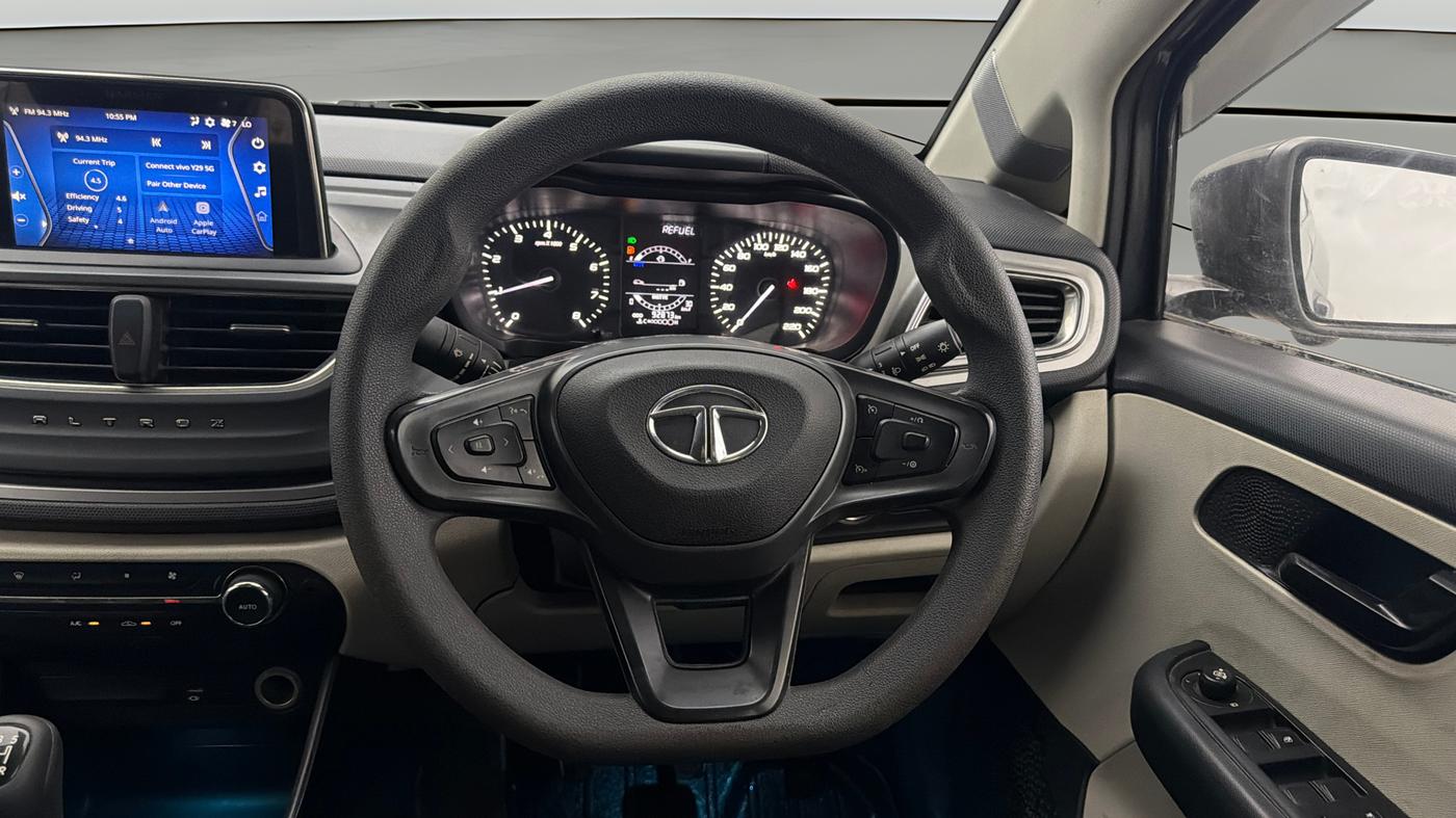2021 Tata ALTROZ XT PETROL, Petrol, Manual, 92,863 km, Steering Wheel Close Up