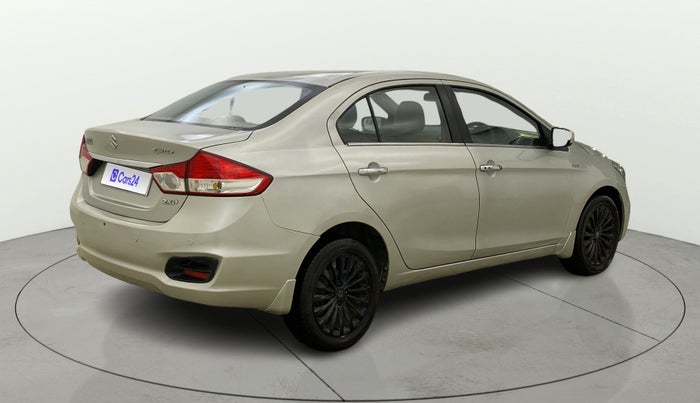 2015 Maruti Ciaz ZXI, Petrol, Manual, 70,857 km, Right Back Diagonal