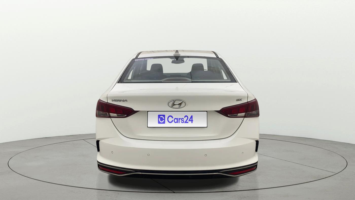 2020 Hyundai Verna SX (O) 1.5 VTVT IVT, Petrol, Automatic, 38,193 km, Back/Rear