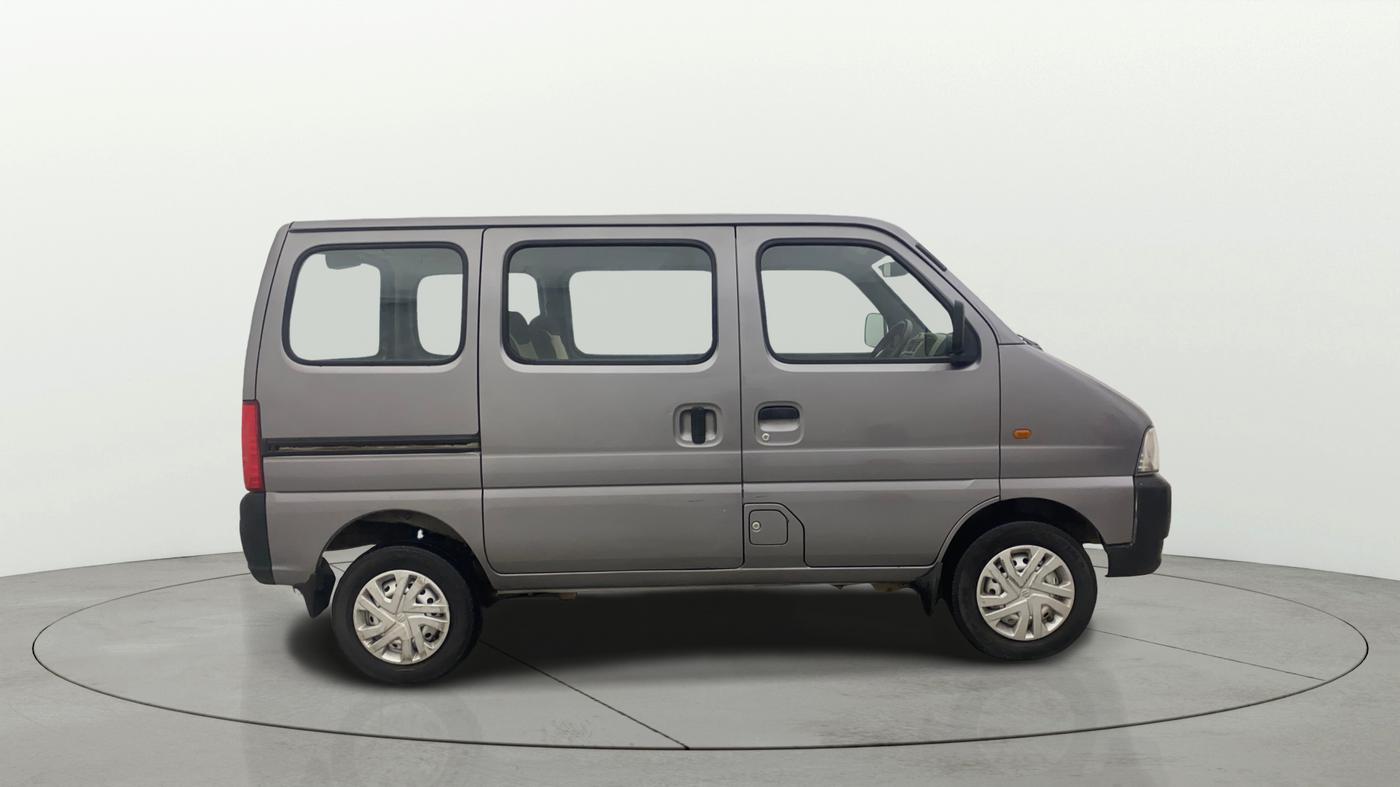 2023 Maruti Eeco 5 STR AC, Petrol, Manual, 23,933 km, Right Side View