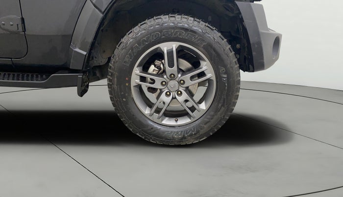 2024 Mahindra Thar LX PETROL HT 4WD AT, Petrol, Automatic, 9,543 km, Right Front Wheel