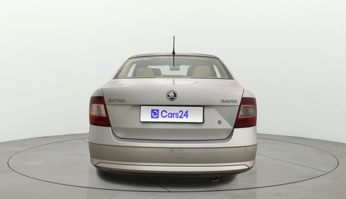 2020 Skoda Rapid 1.0 AMBITION TSI MT, Petrol, Manual, 23,996 km, Back/Rear