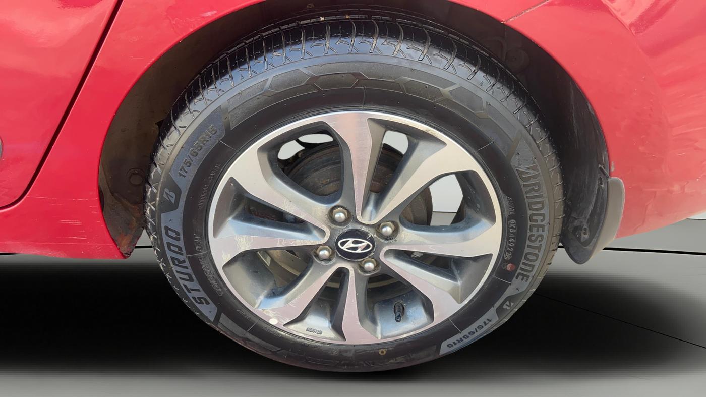 2014 Hyundai Xcent SX 1.2 (O), Petrol, Manual, 40,162 km, Left Rear Wheel
