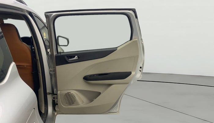 2020 Renault TRIBER RXZ AMT, Petrol, Automatic, 33,241 km, RHS Rear Door