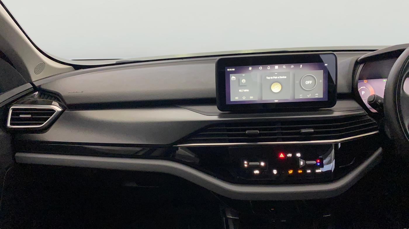 2024 Tata Harrier PURE PLUS S AT, Diesel, Automatic, 24,189 km, Air Conditioner