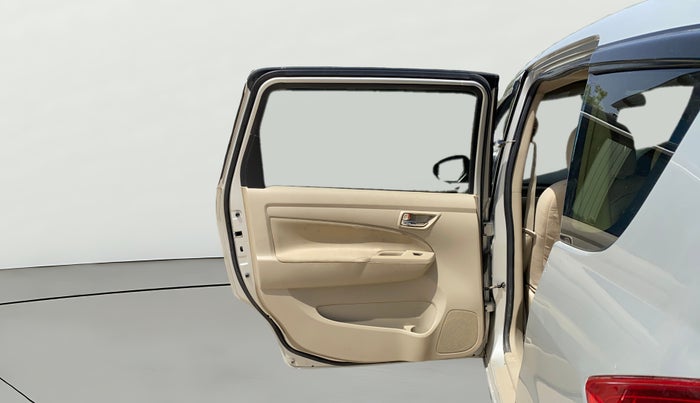 2017 Maruti Ertiga VDI SHVS, Diesel, Manual, 1,34,066 km, LHS Rear Door