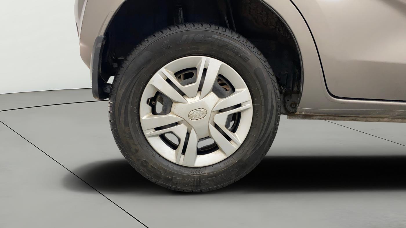 2018 Datsun Redi Go S 1.0 AMT, Petrol, Automatic, 28,250 km, Right Rear Wheel