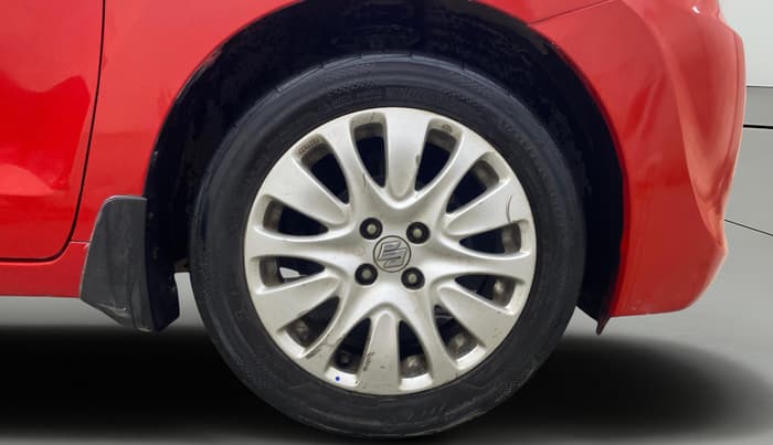 2016 Maruti Baleno ZETA PETROL 1.2, Petrol, Manual, 70,773 km, Right Front Wheel