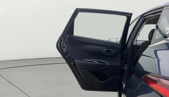 2022 Hyundai NEW I20 ASTA (O) 1.2 MT, Petrol, Manual, 37,724 km, LHS Rear Door