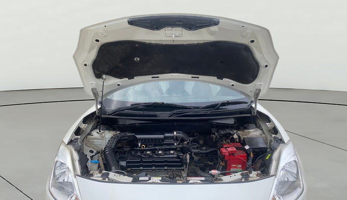 2019 Maruti Swift VXI, Petrol, Manual, 1,15,652 km, Open Bonet