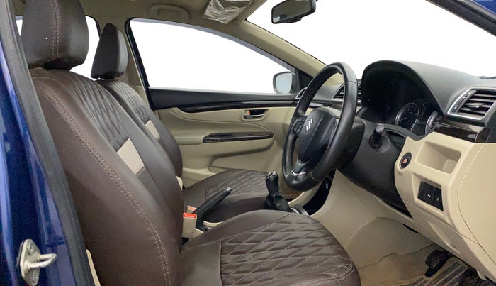 2017 Maruti Ciaz ALPHA 1.4 PETROL, Petrol, Manual, 35,365 km, Right Side Front Door Cabin