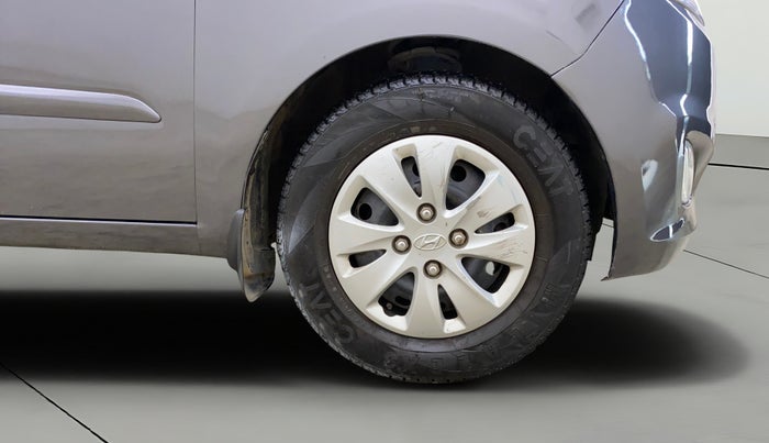 2013 Hyundai i10 SPORTZ 1.2, Petrol, Manual, 72,493 km, Right Front Wheel