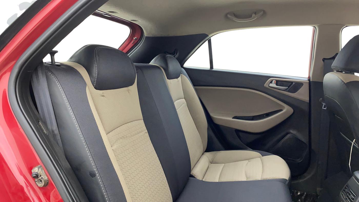 2015 Hyundai Elite i20 MAGNA 1.2, Petrol, Manual, 99,660 km, Right Side Rear Door Cabin