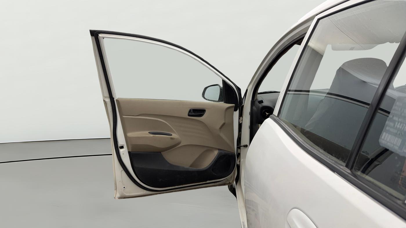 2021 Hyundai NEW SANTRO SPORTZ EXECUTIVE MT CNG, CNG, Manual, 64,810 km, LHS Front Door