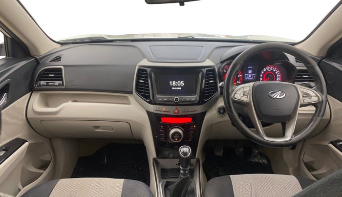 2021 Mahindra XUV300 W8 1.5 DIESEL, Diesel, Manual, 1,28,080 km, Dashboard