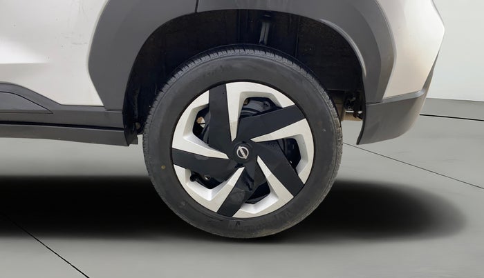 2022 Nissan MAGNITE XL, Petrol, Manual, 34,452 km, Left Rear Wheel