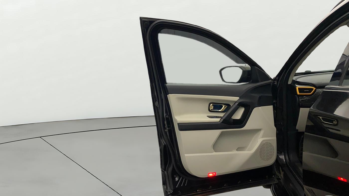 2021 Tata Safari XZ PLUS GOLD 6 S, Diesel, Manual, 64,435 km, LHS Front Door