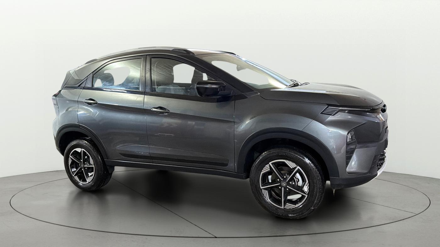 2025 Tata NEXON CREATIVE 1.2 REVOTRON 6MT, Petrol, Manual, 3,220 km, Right Front Diagonal