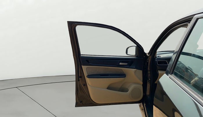 2019 Honda Amaze 1.2 V MT I-VTEC, Petrol, Manual, 74,996 km, LHS Front Door