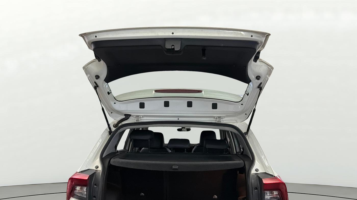 2021 Skoda KUSHAQ STYLE 1.0L TSI AT, Petrol, Automatic, 59,718 km, Boot Door Open