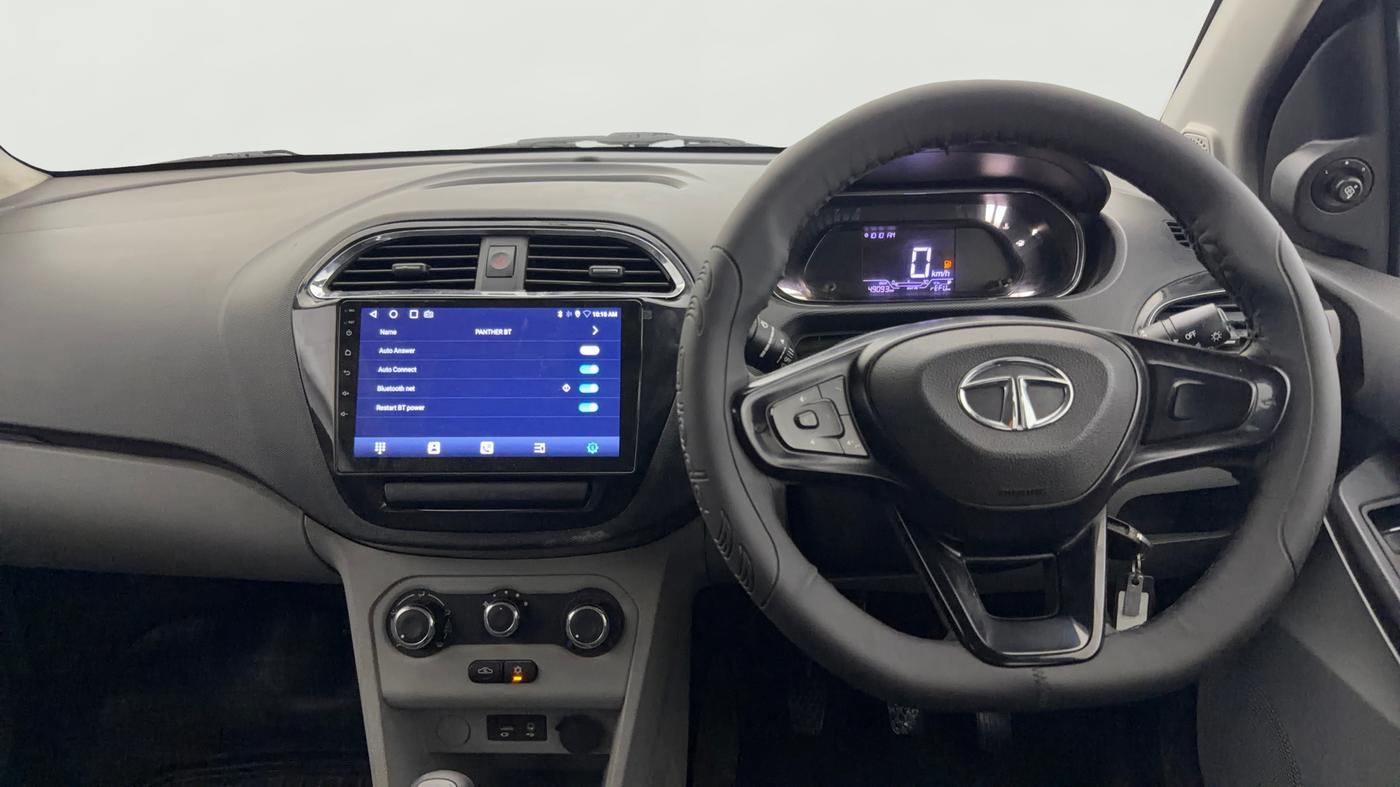 2021 Tata Tiago XT Limited Edition, Petrol, Manual, 49,085 km, Steering Wheel Close Up